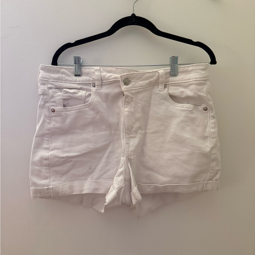 ‼️FLASH SALE‼️ American Eagle Outfitters Cream Jean Shorts